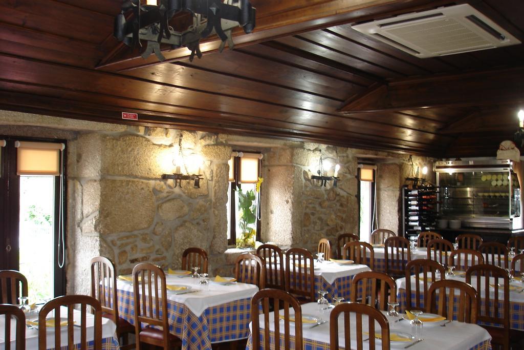 ホテル Restaurante Abba ポーヴォア・デ・ラニョゾ エクステリア 写真